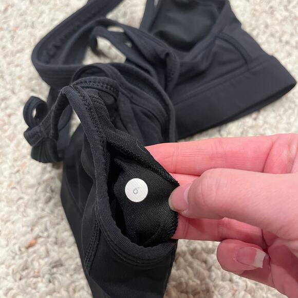 Lululemon Black Sports Bra Sz 6 Strappy Active Workout Gym Mesh Neck - Picture 3 of 5